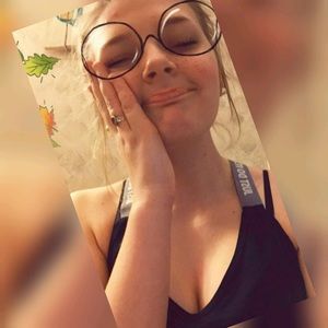 Meet your Posher, Alexus